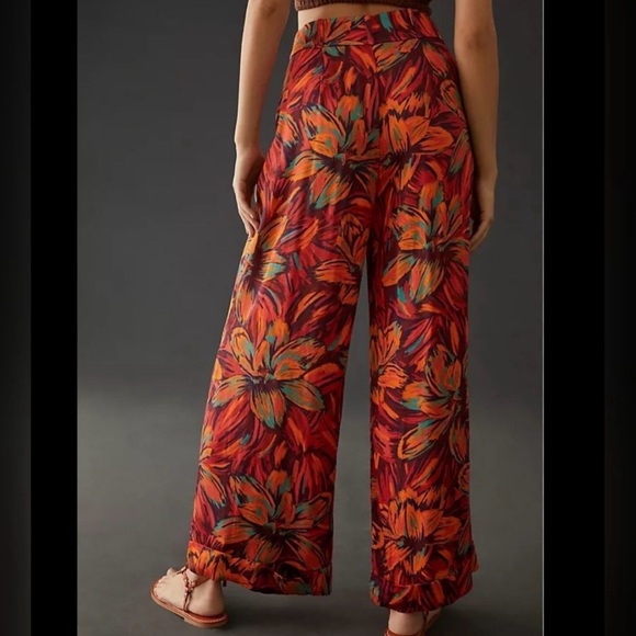 Farm Rio Pleated Wide-Leg Pants in Red Motif - Picture 3 of 8
